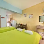 Stegna Apartments