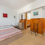 Stegna Apartments